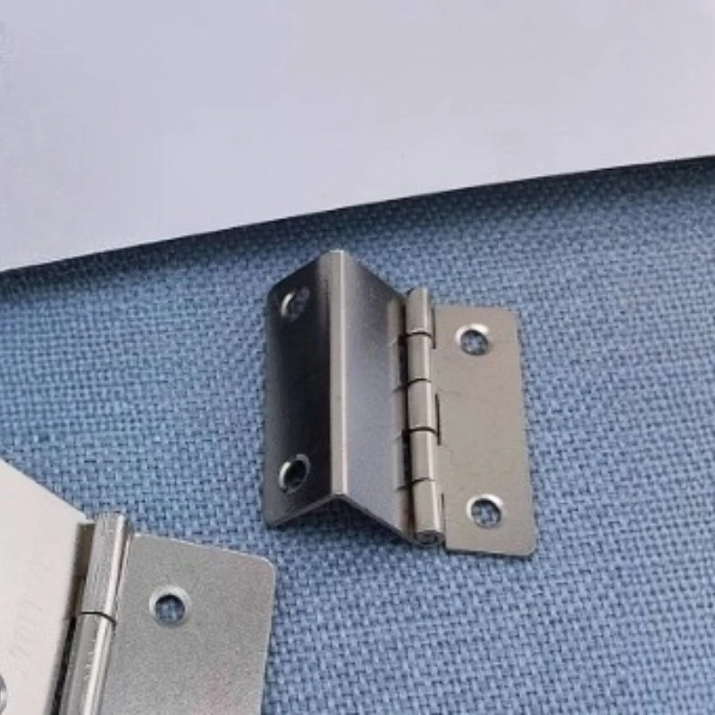 4 個の金属製シルバーキャビネットヒンジ 3 つの同等の折り - Cabinet Hinges のレビューと価格